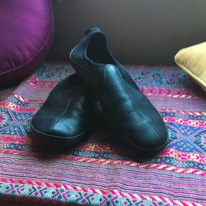 Vivobarefoot black leather loafers